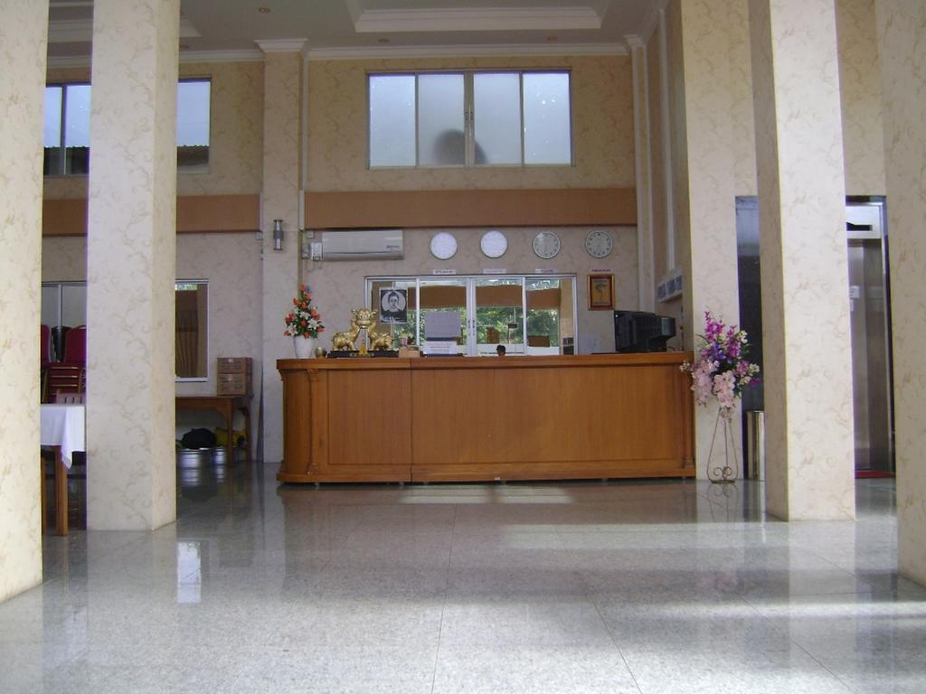 Royal Boss Hotel 仰光 外观 照片